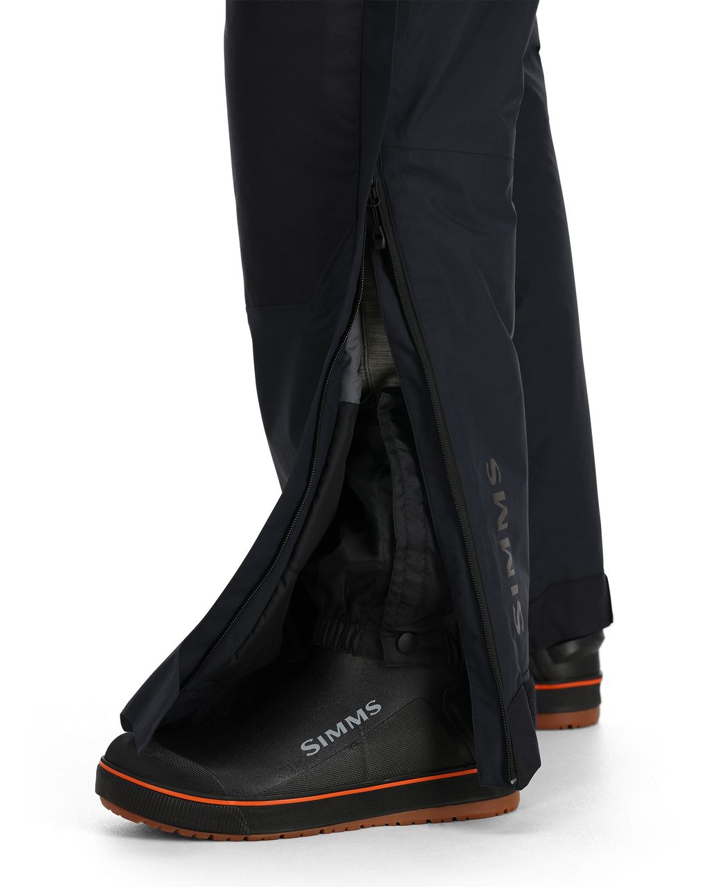 Simms Challenger Insulated Bib Black 2026 Model